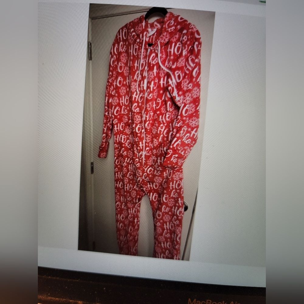 NWT LUXURY SOFT COMFY MENS SMALL ONSIE BATH ROBE SOFT ZIP UP FRONT POCKETS HOODI